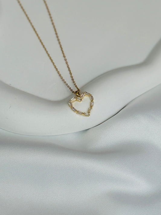 Stones In Shape of Heart Necklace