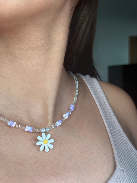 Daisy Bloom Necklace