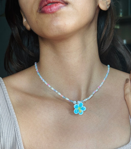 Lili Bloom Necklace