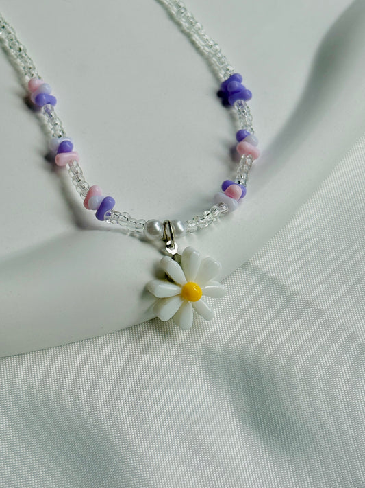 Daisy Bloom Necklace