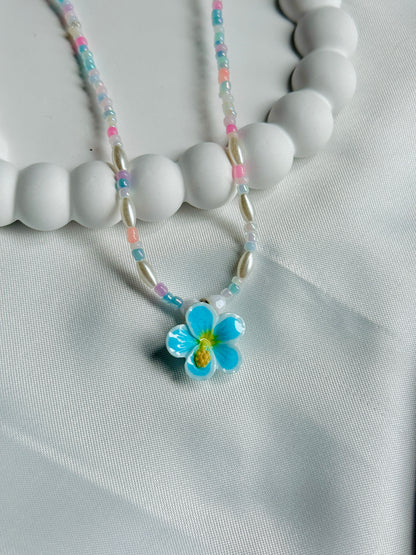 Lili Bloom Necklace