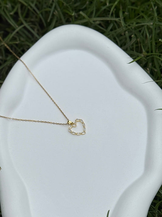 Stones In Shape of Heart Necklace