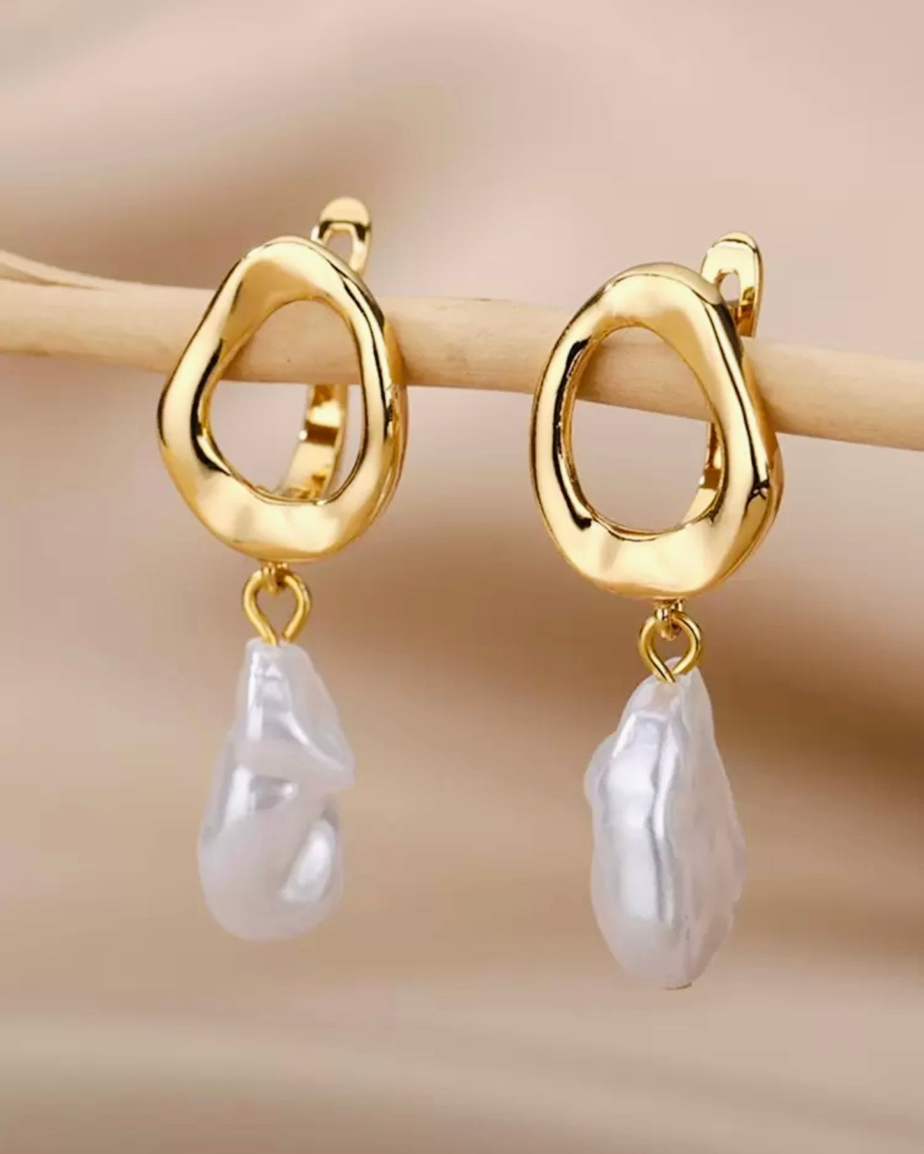Gold & Pearl Earrings