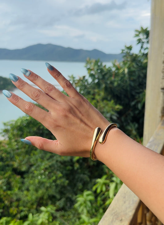 Gold Minimalist Bracelet